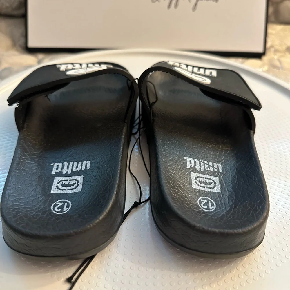 🆕Ecko Unlimited Kid Slides